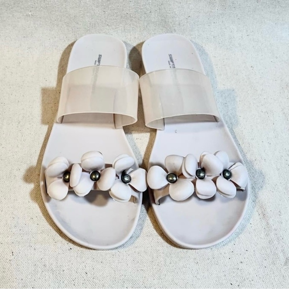 Elegant Cream Floral Women's Jelly Sandals, 6.5